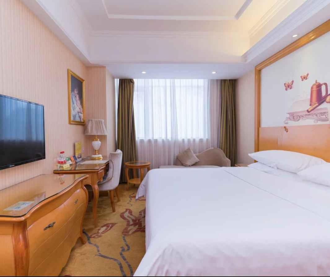 Vienna Hotel Shenzhen Baoneng City Plaza Exterior photo